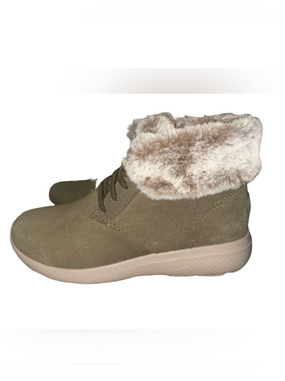Skechers On the Go Water Resistant Suede Boots Winter Chill Olive
